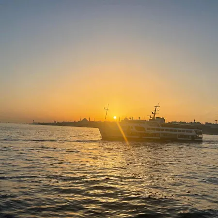 Sultan Yachting Bosporus Sunset Cruise Istanbul